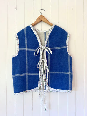 Blanket gilet
